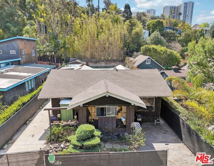 In the heart of Santa Monica Canyon, just blocks from the highly - Beach Home for sale in Santa Monica, California on Beachhouse.com