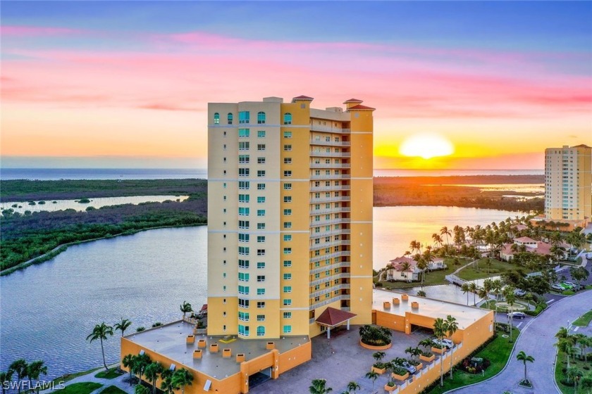 Welcome to this exquisite Mastique Condo overlooking miles of - Beach Condo for sale in Fort Myers, Florida on Beachhouse.com
