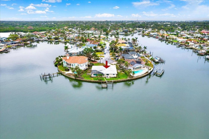 Incredible opportunity to own 152 feet of prime waterfront - Beach Lot for sale in Seminole, Florida on Beachhouse.com