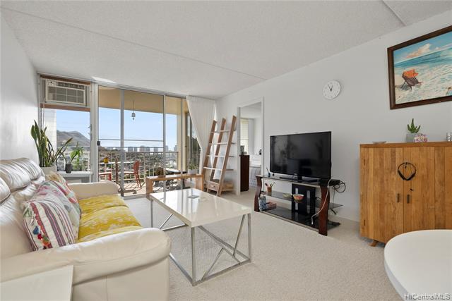 Excellent investment or first-time home buyers condo centrally - Beach Condo for sale in Honolulu, Hawaii on Beachhouse.com