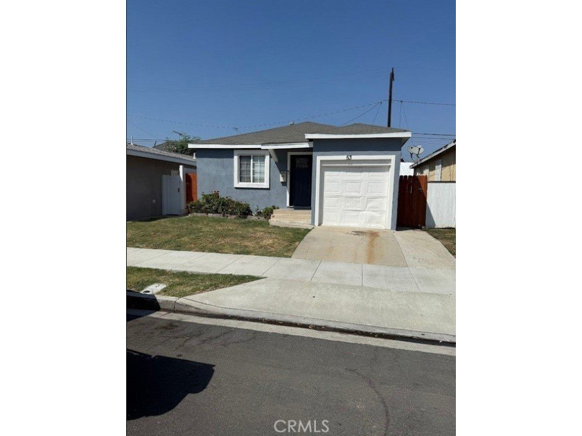 This is a gorgeous, cozy home located in the North side in the - Beach Home for sale in Long Beach, California on Beachhouse.com