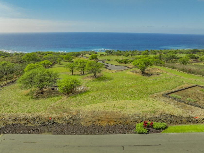Hokuli'a Phase I, lot 255A, is the largest parcel in Hokuli'a - Beach Acreage for sale in Kealakekua, Hawaii on Beachhouse.com