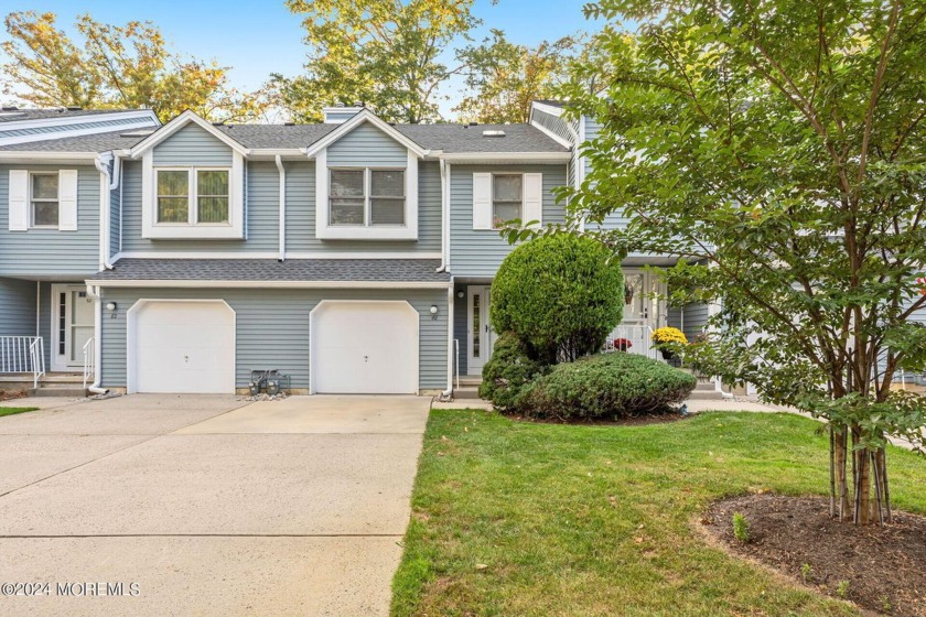 Lovely waterview of Parker's Creek. Beautifully renovated from - Beach Condo for sale in Little Silver, New Jersey on Beachhouse.com