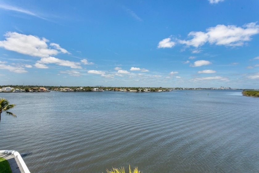 Breathtakingly expansive Intracoastal views from this freshly - Beach Condo for sale in Palm Beach, Florida on Beachhouse.com