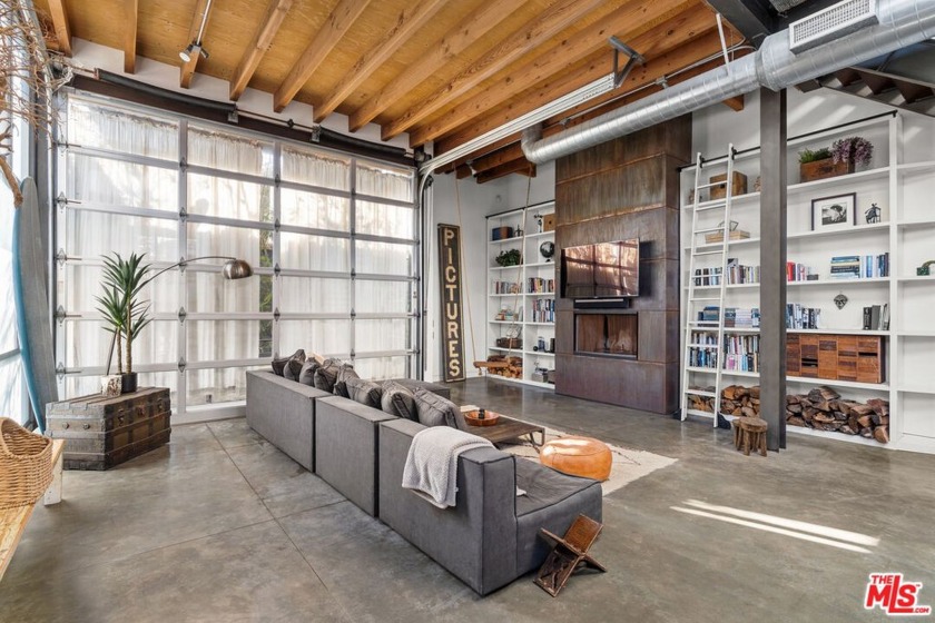 Designed by visionary architect Steven Ehrlich, this - Beach Condo for sale in Venice, California on Beachhouse.com