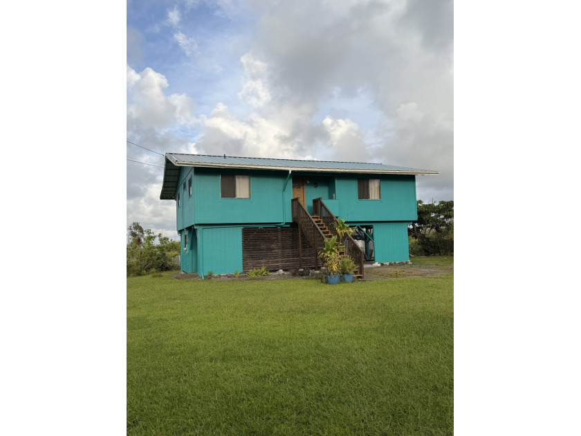 With vaulted ceilings and an inviting open layout, this home is - Beach Home for sale in Pahoa, Hawaii on Beachhouse.com