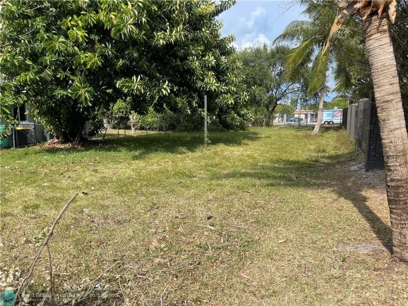 PRIME LOCATION ALERT!!! Excellent opportunity for a - Beach Lot for sale in Dania, Florida on Beachhouse.com