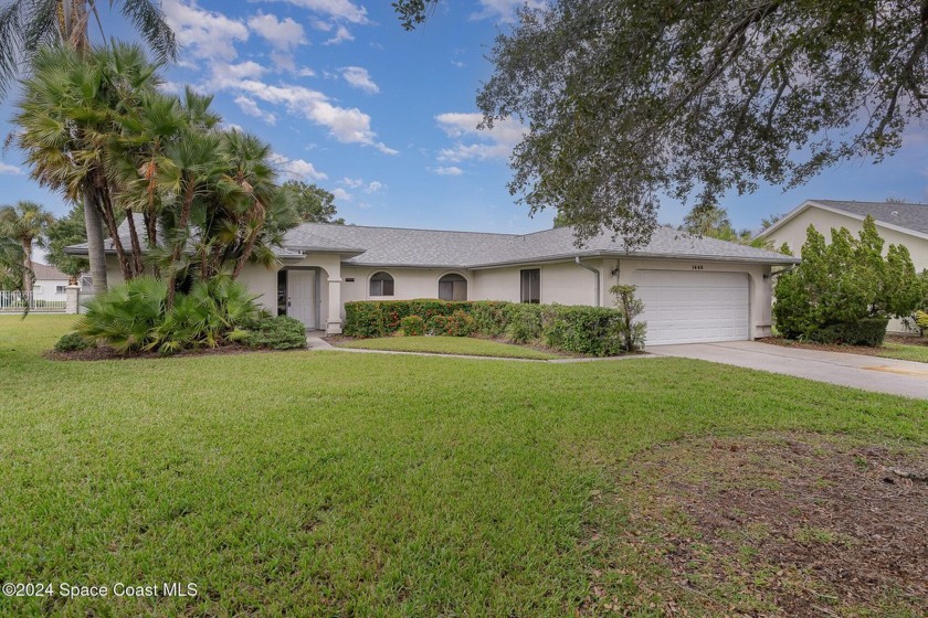 This popular Raleigh model, sits on a large corner lot and is - Beach Home for sale in Melbourne, Florida on Beachhouse.com