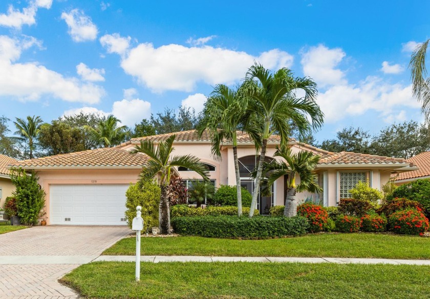 THIS HOME IS LOCATED ON PRESTIGIOUS LANDON CIRCLE. GORGEOUS - Beach Home for sale in Boynton Beach, Florida on Beachhouse.com