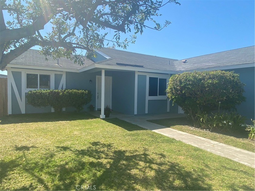 Welcome home to picturesque Westminster! This newly remodeled - Beach Home for sale in Westminster, California on Beachhouse.com