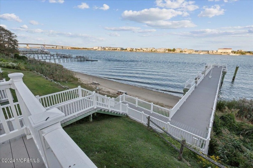 Welcome to Wyndmoor!  Don't miss out on this beautiful 1 bed/1 - Beach Condo for sale in Highlands, New Jersey on Beachhouse.com