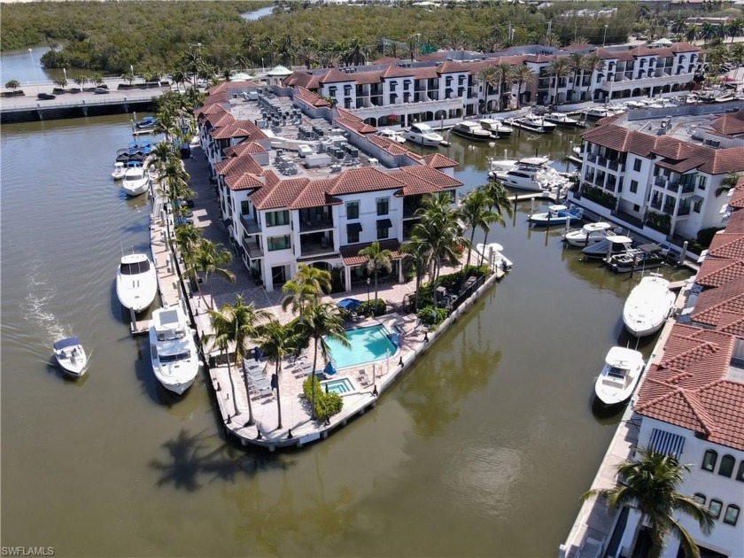 Exclusive Waterfront Living at The Pointe - The Naples Bay - Beach Home for sale in Naples, Florida on Beachhouse.com