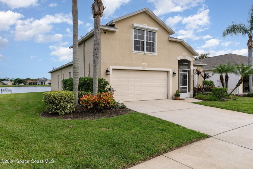 Spectacular lakefront home in gated Deer Lakes community! - Beach Home for sale in Melbourne, Florida on Beachhouse.com