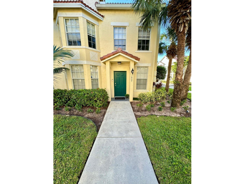 Step into this charming bright & airy corner unit with 3-bedroom - Beach Condo for sale in Boynton Beach, Florida on Beachhouse.com