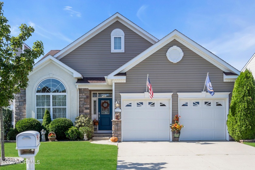 Newer 2BR/2BA Southwind Model in a cul-de-sac in Greenbriar - Beach Home for sale in Waretown, New Jersey on Beachhouse.com