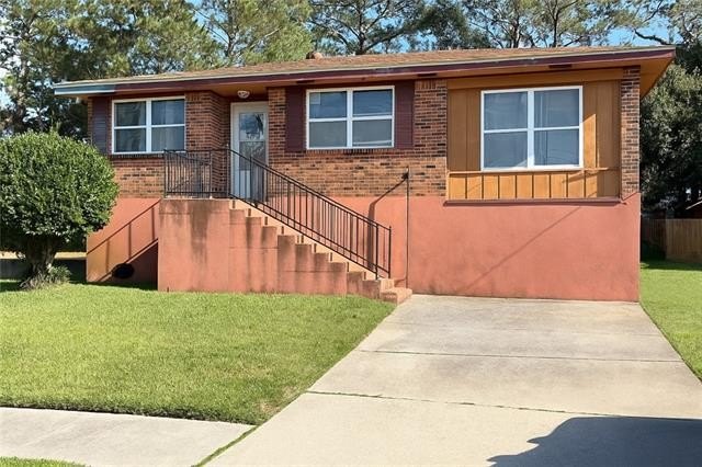 This charming and affordable home offers the perfect opportunity - Beach Home for sale in Slidell, Louisiana on Beachhouse.com