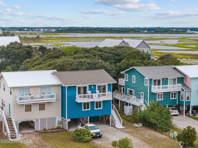 Nestled in the sought-after North Topsail Shores community, this - Beach Townhome/Townhouse for sale in North Topsail Beach, North Carolina on Beachhouse.com