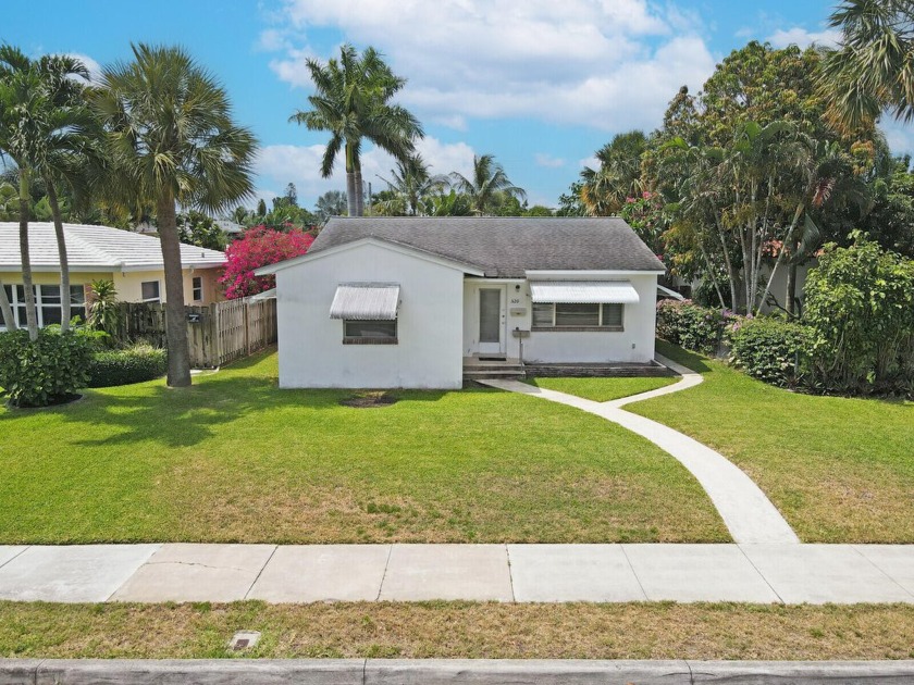 Concrete block home in the historic Northwood area. This - Beach Home for sale in West Palm Beach, Florida on Beachhouse.com