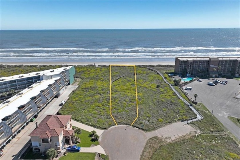Unbelievable opportunity to own direct waterfront property with - Beach Lot for sale in Port Aransas, Texas on Beachhouse.com