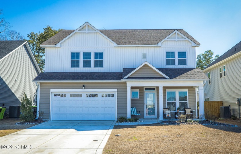 This like new coastal home is loaded with style and little extra - Beach Home for sale in Hampstead, North Carolina on Beachhouse.com