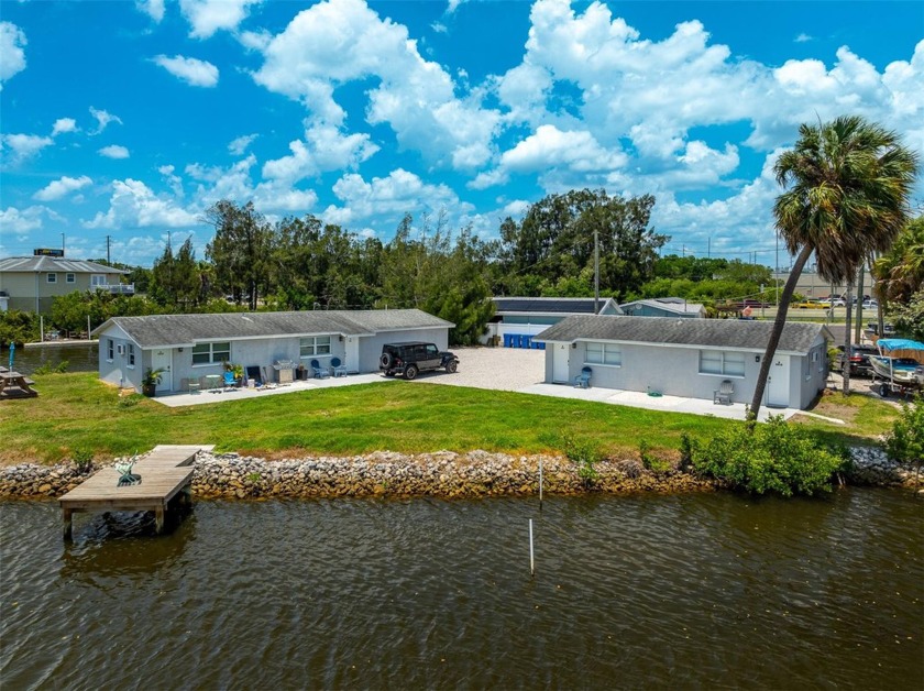 Exceptional waterfront investment opportunity awaits. This - Beach Townhome/Townhouse for sale in Tampa, Florida on Beachhouse.com