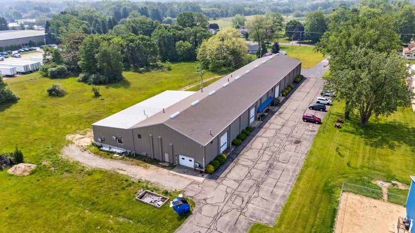 207 Hawthorne Ave offers a rare opportunity to acquire a solid - Beach Commercial for sale in Saint Joseph, Michigan on Beachhouse.com