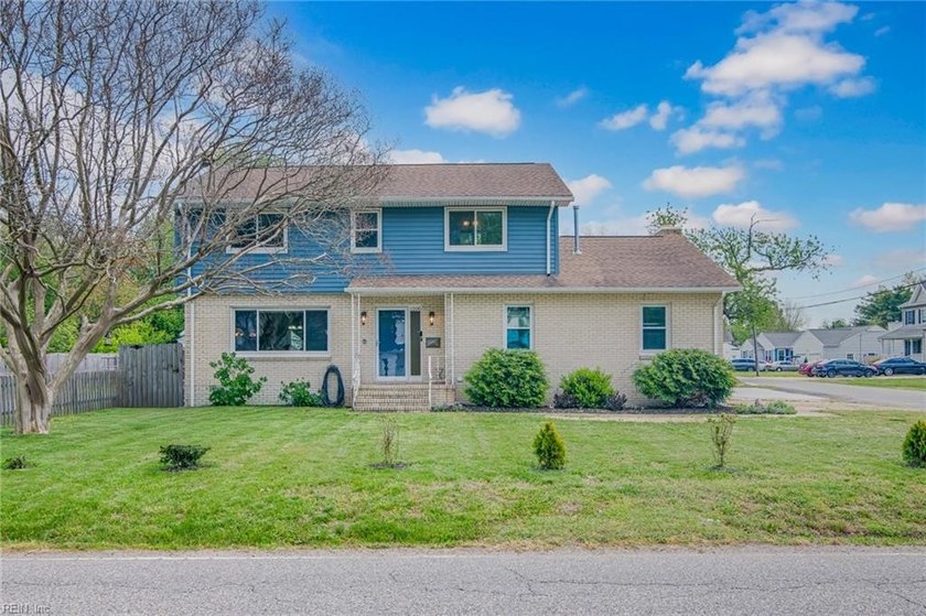 Well-maintained 4-bedroom, 2.5-bath home updated in 2018 - Beach Home for sale in Hampton, Virginia on Beachhouse.com
