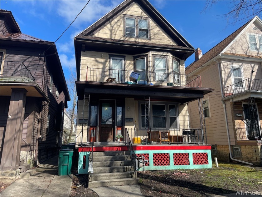 Great opportunity. This is a very well maintained, specious 2 - Beach Apartment for sale in Buffalo, New York on Beachhouse.com
