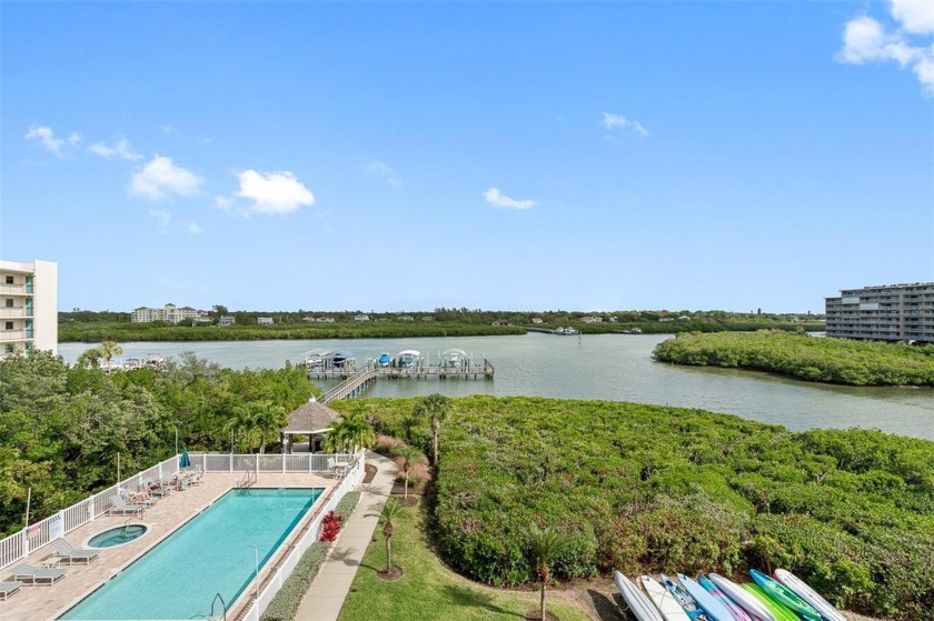 WATERFRONT PENTHOUSE CORNER FURNISHED HOME***NEWER CONSTRUCTION - Beach Condo for sale in Indian Shores, Florida on Beachhouse.com