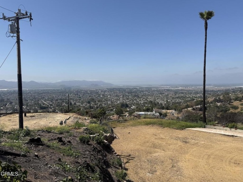 Over one acre lot at the top of W. Highland Dr in Camarillo!!!If - Beach Lot for sale in Camarillo, California on Beachhouse.com