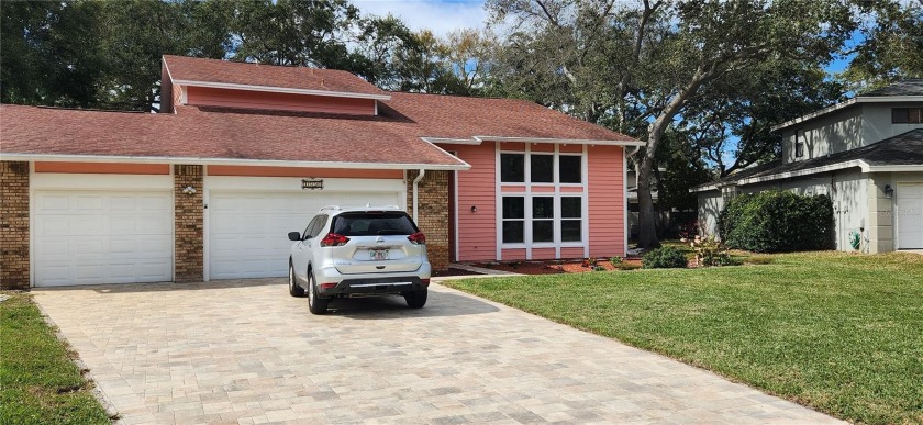 Welcome to the Chateau Wood Community featuring only 11 - Beach Home for sale in Clearwater, Florida on Beachhouse.com