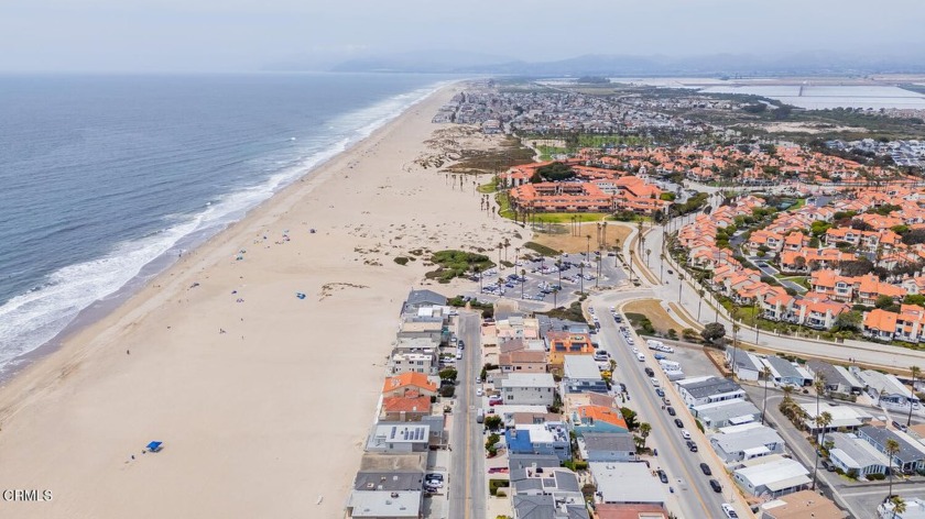 Welcome to your dream retreat on the golden sands of Hollywood - Beach Home for sale in Oxnard, California on Beachhouse.com