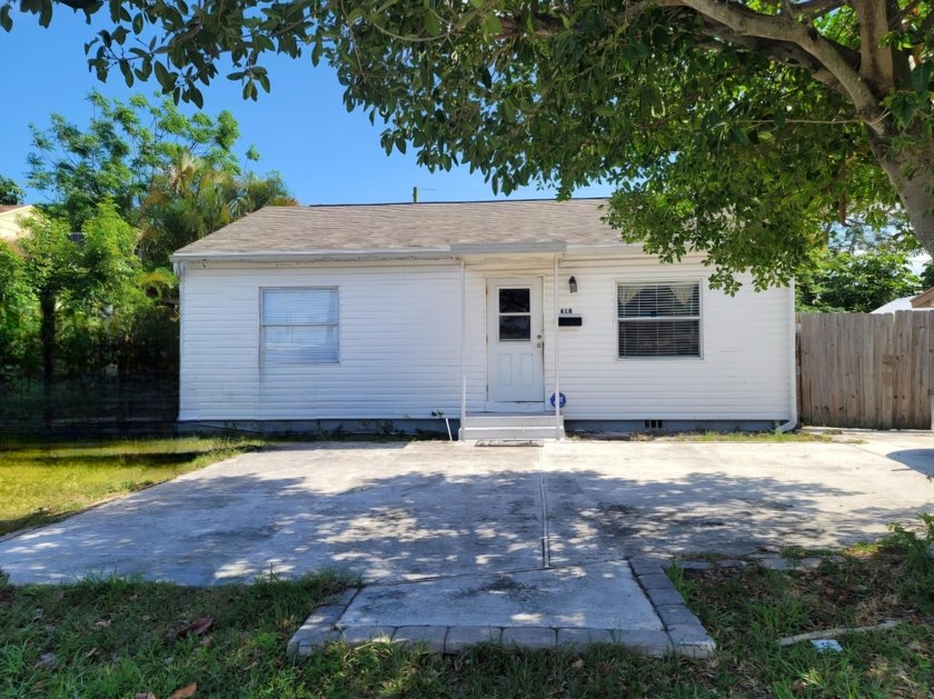 Located in the highly sought-after SoSo area of West Palm Beach - Beach Home for sale in West Palm Beach, Florida on Beachhouse.com