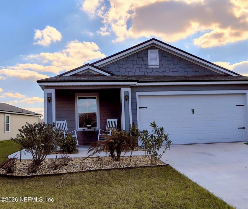 Welcome to this spacious and wellmaintained 4bedroom home in the - Beach Home for sale in Green Cove Springs, Florida on Beachhouse.com