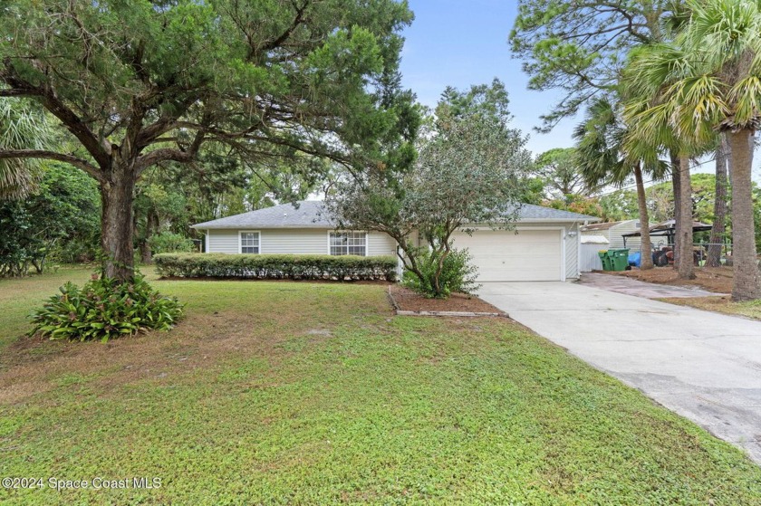 This is the one.  Adorable 3 bedroom 2 bath split floorplan - Beach Home for sale in Cocoa, Florida on Beachhouse.com