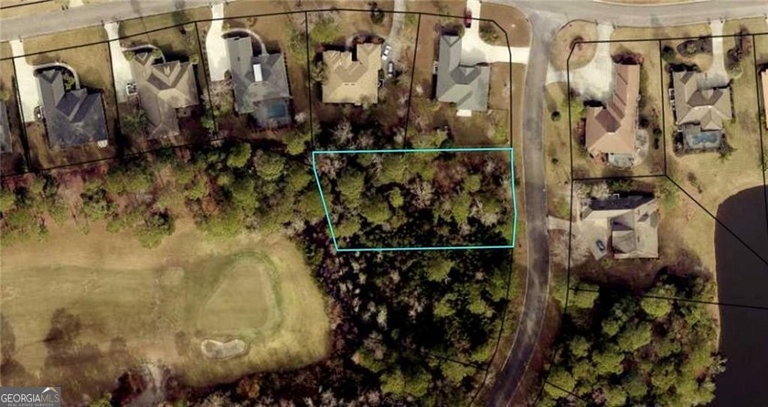 The perfect spot to build your new home! This golf course lot in - Beach Lot for sale in Saint Marys, Georgia on Beachhouse.com