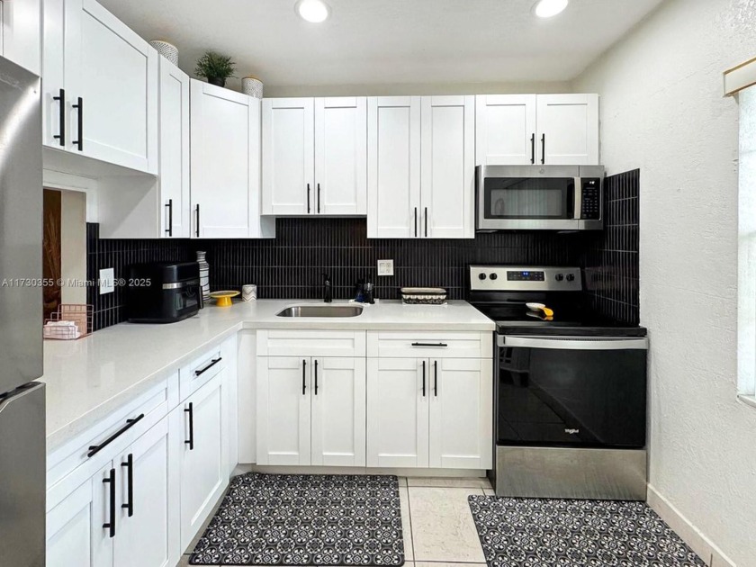 Welcome to this delightful condo, where comfort seamlessly - Beach Condo for sale in Margate, Florida on Beachhouse.com