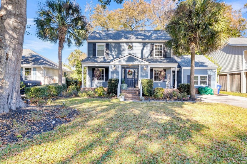 Located in the heart of James Island, Harbor Woods is an - Beach Home for sale in Charleston, South Carolina on Beachhouse.com