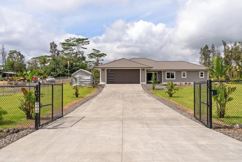 2024 built 4 bedroom, 3 bathroom stunner situated on a paved - Beach Home for sale in Keaau, Hawaii on Beachhouse.com