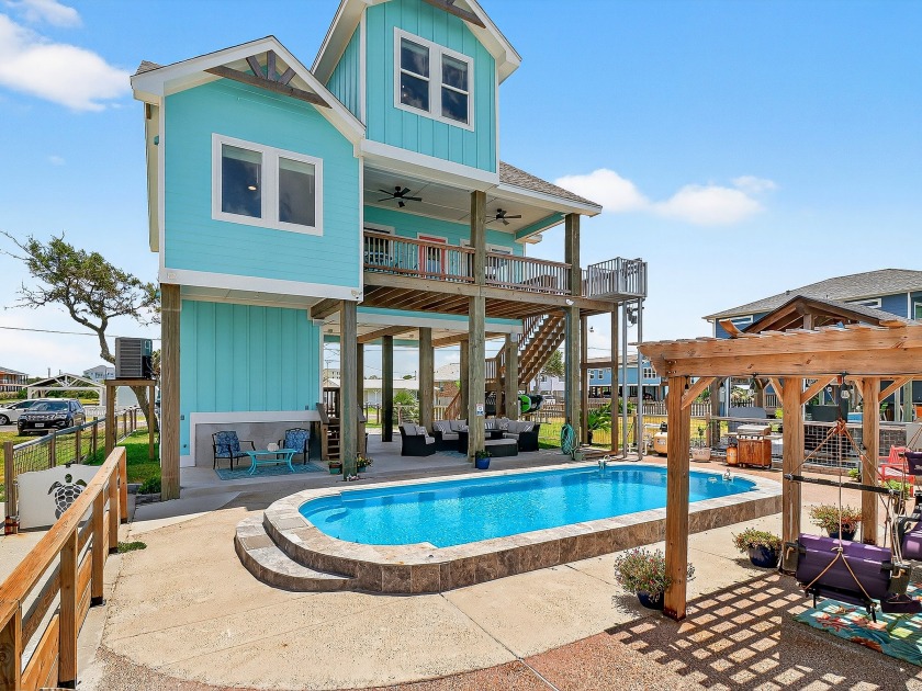 3BR Bay Front Retreat w Pool, Lighted Fishing Pier, Kayaks & - Beach Vacation Rentals in Rockport, Texas on Beachhouse.com