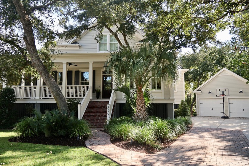 Welcome to 396 Evian Way, the perfect Lowcountry retreat nestled - Beach Home for sale in Mount Pleasant, South Carolina on Beachhouse.com