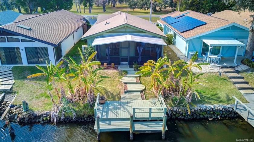 WATERFRONT LIVING AT AN AFFORDABLE PRICE!!! Enjoy living in your - Beach Home for sale in Homosassa, Florida on Beachhouse.com