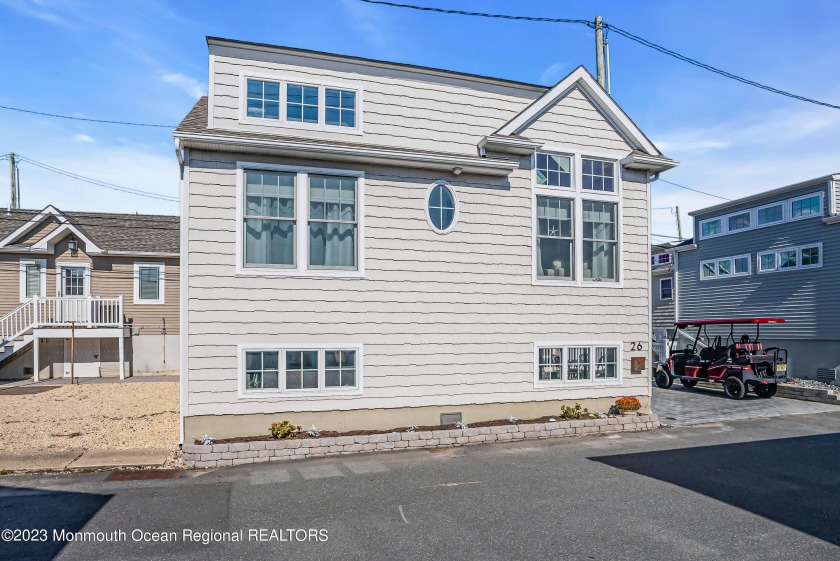 THIS IS THE ONE YOU HAVE BEEN WAITING FOR!! OWNED LAND, OCEAN - Beach Home for sale in Lavallette, New Jersey on Beachhouse.com