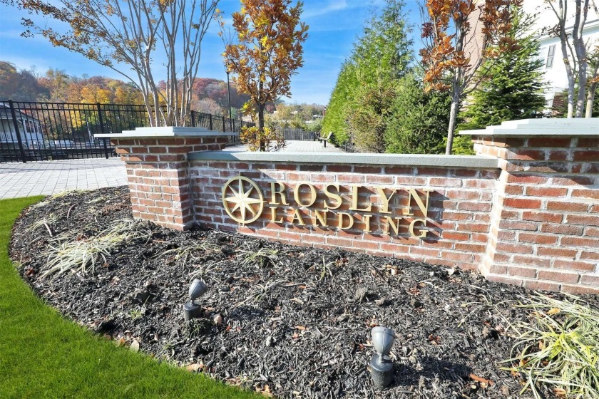 Welcome to Roslyn Landing, the epitome of luxury and modern - Beach Condo for sale in Roslyn, New York on Beachhouse.com