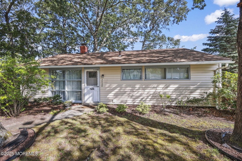 Welcome to this charming three-bedroom, one-bath home ideally - Beach Home for sale in Point Pleasant, New Jersey on Beachhouse.com