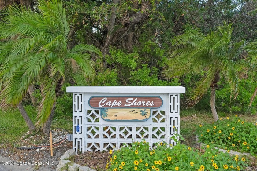 This 1 bed 1.5 bath is .25 miles away from the Atlantic Ocean! - Beach Condo for sale in Cape Canaveral, Florida on Beachhouse.com