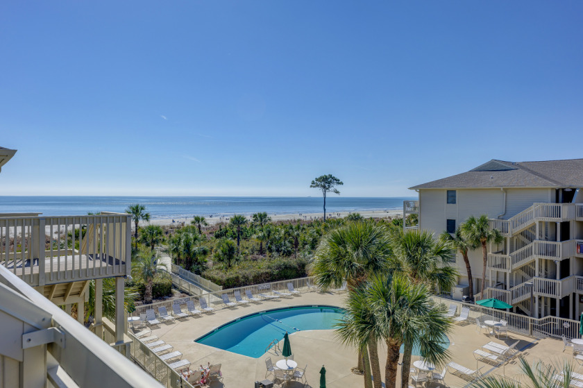 Newly Updated Breakers Villa. Sleeps 4, Beachfront - Beach Vacation Rentals in Hilton Head Island, South Carolina on Beachhouse.com