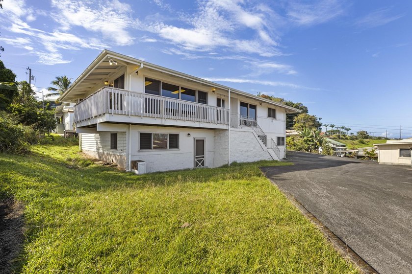 This property was remodeled in 2025 and features two separate - Beach Home for sale in Hilo, Hawaii on Beachhouse.com
