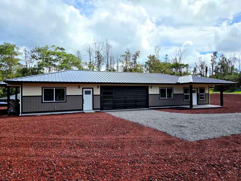 Don't pass up on this beauty! Brand new 4 bedroom, 3 bath home - Beach Home for sale in Keaau, Hawaii on Beachhouse.com