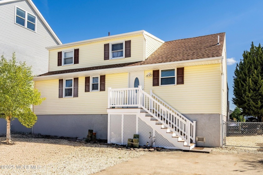 Don't miss this amazing waterfront opportunity in the highly - Beach Home for sale in Brick, New Jersey on Beachhouse.com